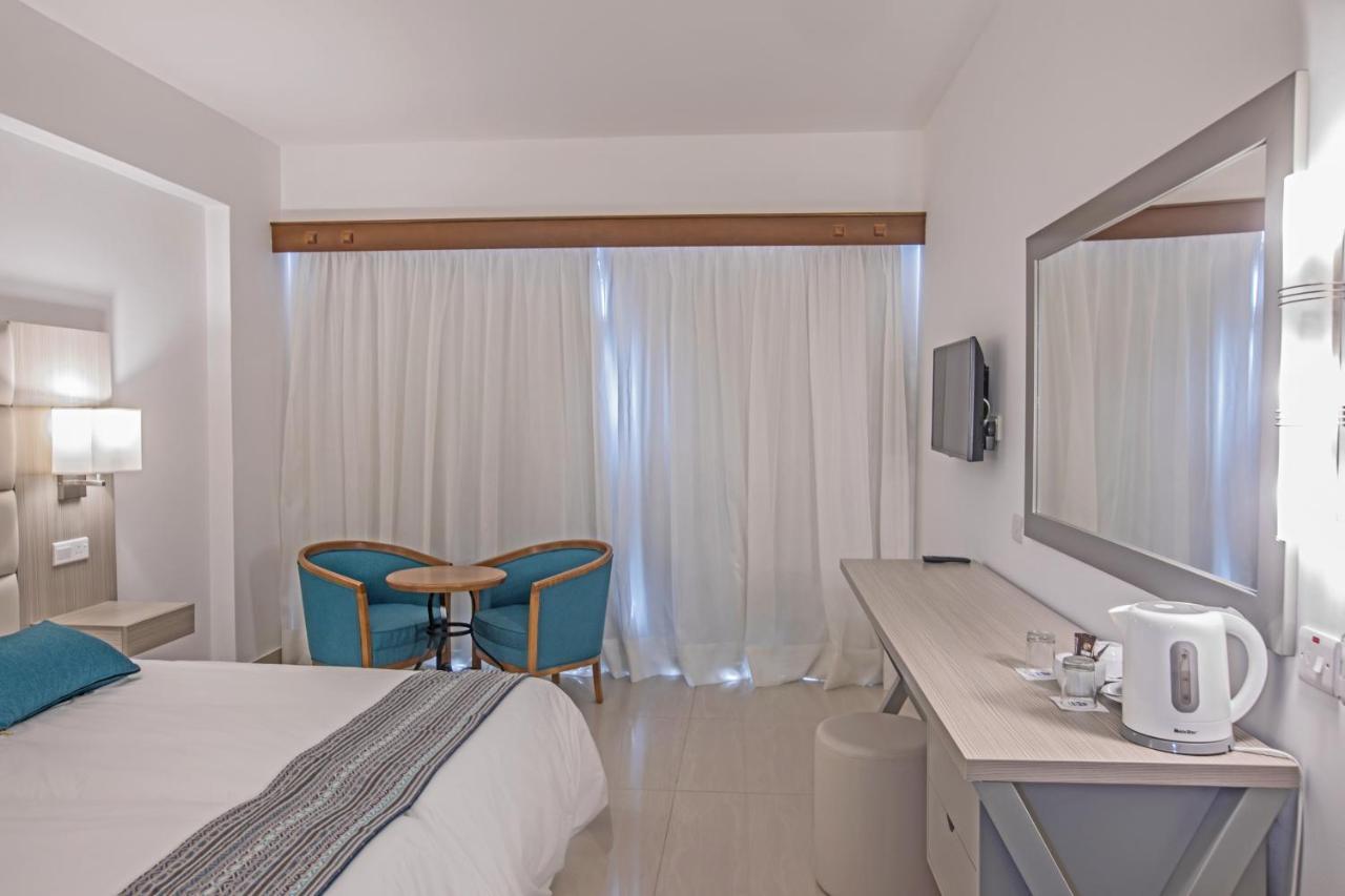 Anmaria Beach Hotel & Spa 아이아 나파 외부 사진