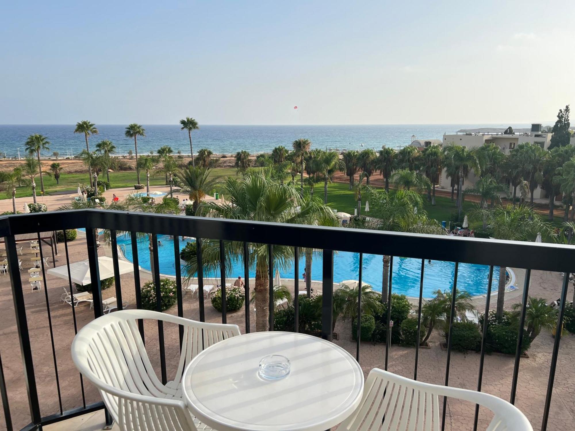 Anmaria Beach Hotel & Spa 아이아 나파 외부 사진