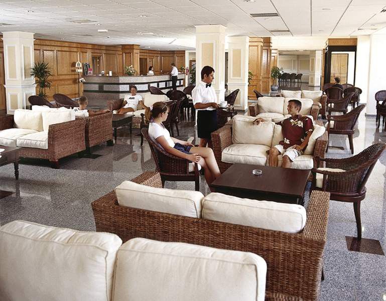 Anmaria Beach Hotel & Spa 아이아 나파 외부 사진